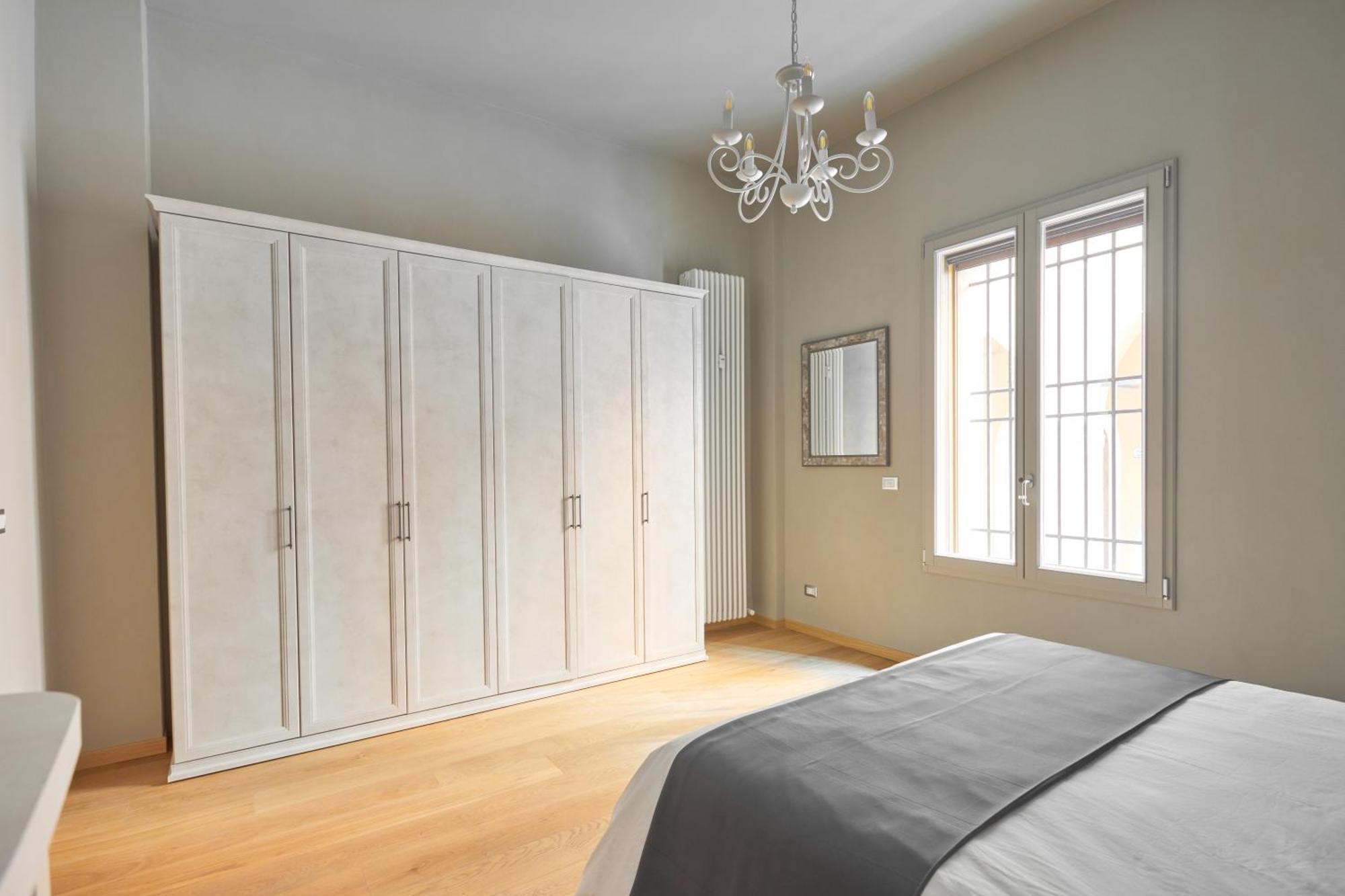 Central And Comfy Apartment Free Netflix And Disney Plus بولونيا المظهر الخارجي الصورة